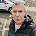 Роман, 44 года