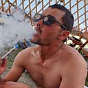 Уткир, 33 года