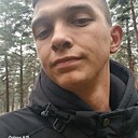 Максим, 22 года