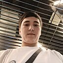 Сардор, 22 года