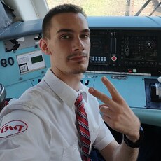 Фотография мужчины Михаил, 19 лет из г. Санкт-Петербург