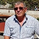 Виктор, 64 года