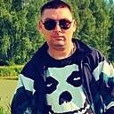 Макс, 32 года