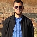 Лева, 33 года
