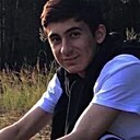 Максим, 22 года