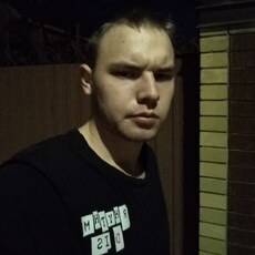Фотография мужчины Артём, 21 год из г. Ейск