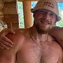 Илья, 23 года