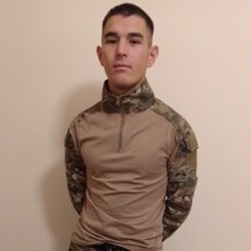 Фотография мужчины Артем, 27 лет из г. Саяногорск