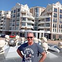 Виктор, 45 лет