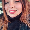 Павлина, 23 года
