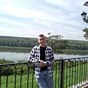 Максим, 22 года