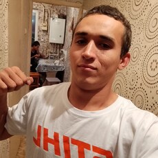 Фотография мужчины Динар, 20 лет из г. Зилаир