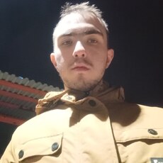 Фотография мужчины Владос Влад, 21 год из г. Орехово-Зуево