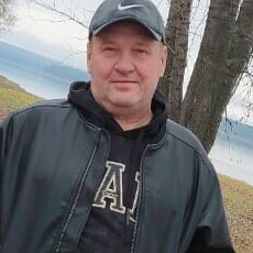 Фотография мужчины Валерий, 52 года из г. Ижевск