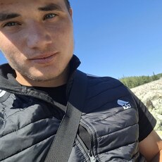 Фотография мужчины Макар, 20 лет из г. Южноуральск