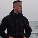 Максим, 18 лет