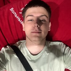 Фотография мужчины Данил, 19 лет из г. Аксай