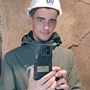 Максим, 19 лет