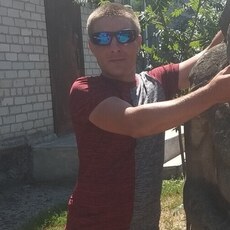 Фотография мужчины Артем, 33 года из г. Александровка (Донецкая Обл)