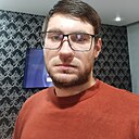 Роман, 33 года