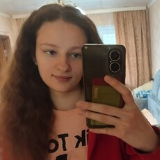 Фотография девушки Лиля, 19 лет из г. Калуга