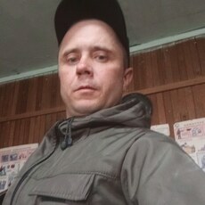 Фотография мужчины Валерий, 37 лет из г. Нижний Ингаш