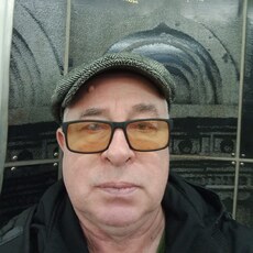 Олег, 65 из г. Москва.