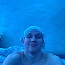 Артур, 20 лет