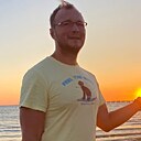 Максим Олегович, 33 года