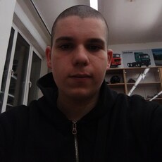 Фотография мужчины Захарчик, 18 лет из г. Брест