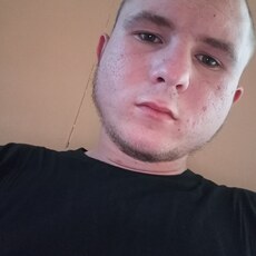 Фотография мужчины Илья, 20 лет из г. Джанкой