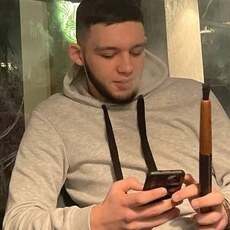 Фотография мужчины Эльдар, 21 год из г. Воронеж