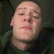 Фотография мужчины Ванька, 18 лет из г. Бийск