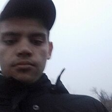 Фотография мужчины Стас, 20 лет из г. Элиста