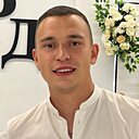 Денис, 24 года