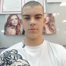 Фотография мужчины Секрет, 18 лет из г. Симферополь