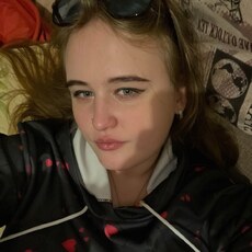 Фотография девушки Виктория, 19 лет из г. Астрахань