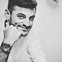 Мика, 33 года