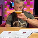 Денис, 33 года