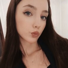 Фотография девушки Вика, 19 лет из г. Владикавказ