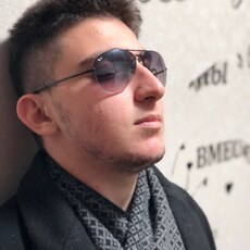 Фотография мужчины Артур, 19 лет из г. Кропоткин