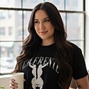 Лариса, 25 лет