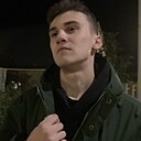 Максим, 22 года