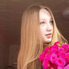 Фотография девушки Валентина, 18 лет из г. Саратов