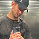 Илья, 24 года