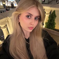 Фотография девушки София, 20 лет из г. Сургут