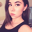 Полина, 22 года