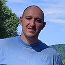 Лысый, 33 года