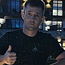 Рустам Проханов, 32 года