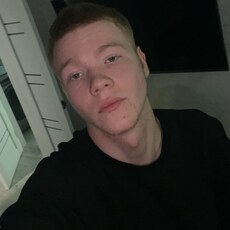 Фотография мужчины Кирилл, 18 лет из г. Нефтеюганск